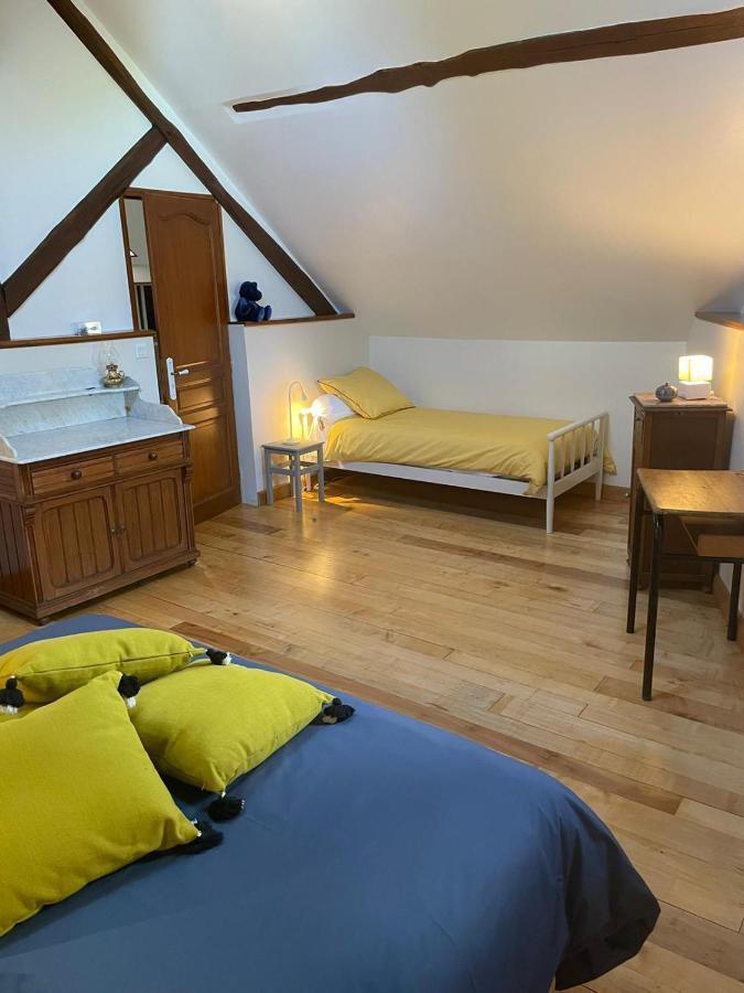 Le Logis Du Regisseur Bed and Breakfast Charny-Oree-de-Puisaye Εξωτερικό φωτογραφία