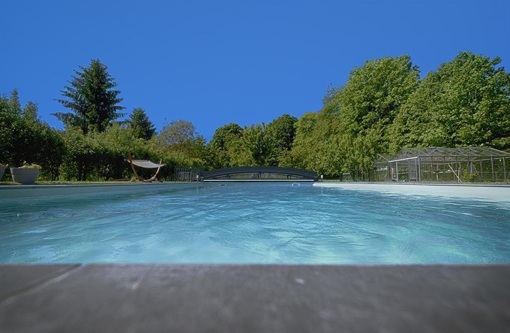 Le Logis Du Regisseur Bed and Breakfast Charny-Oree-de-Puisaye Εξωτερικό φωτογραφία